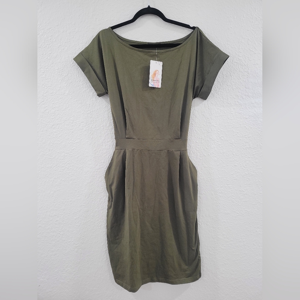 Green Midi Sheath Dress with Bateau Neckline